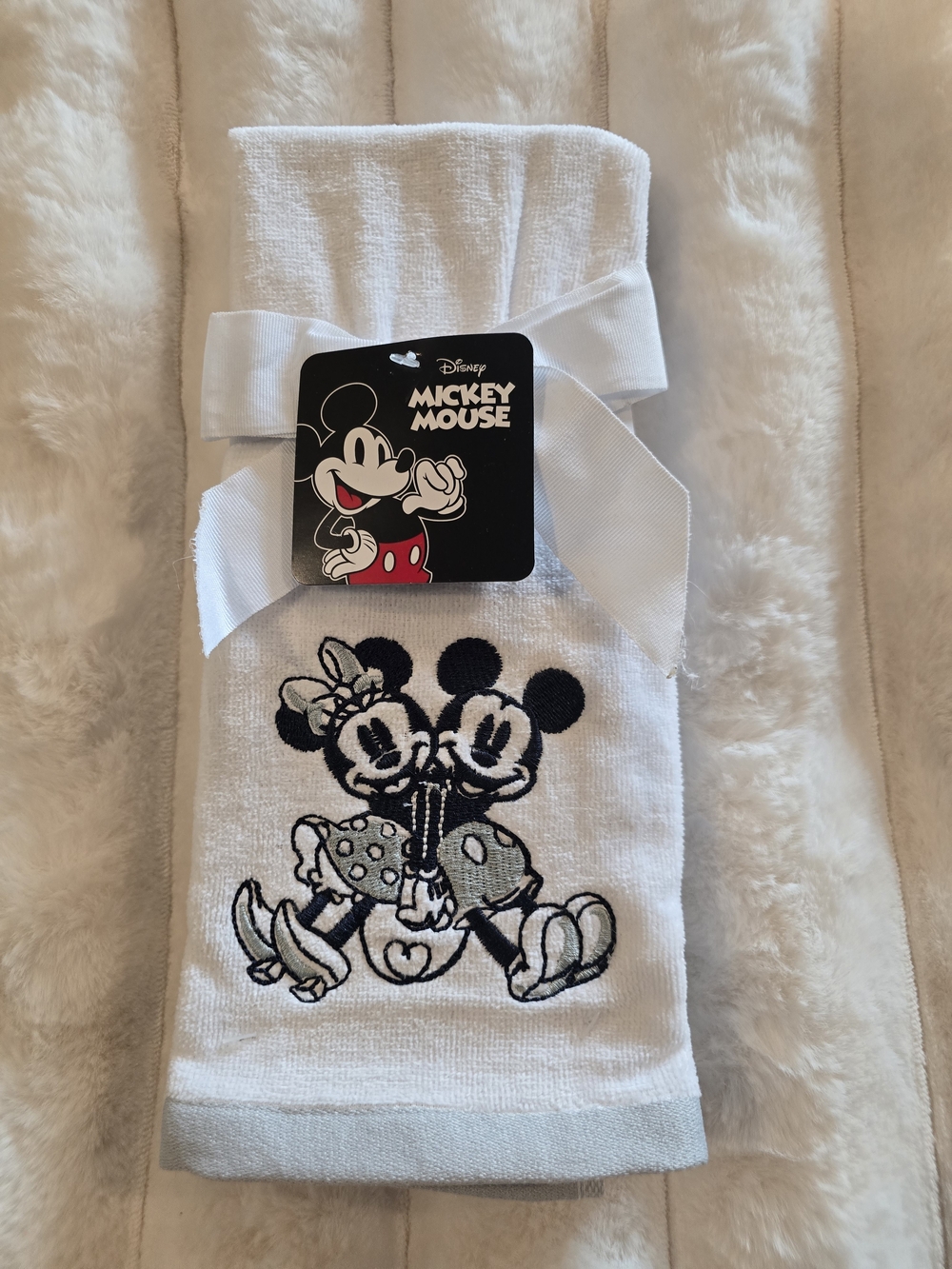 Disney Mickey & Minnie Embroidered White Kitchen Towel